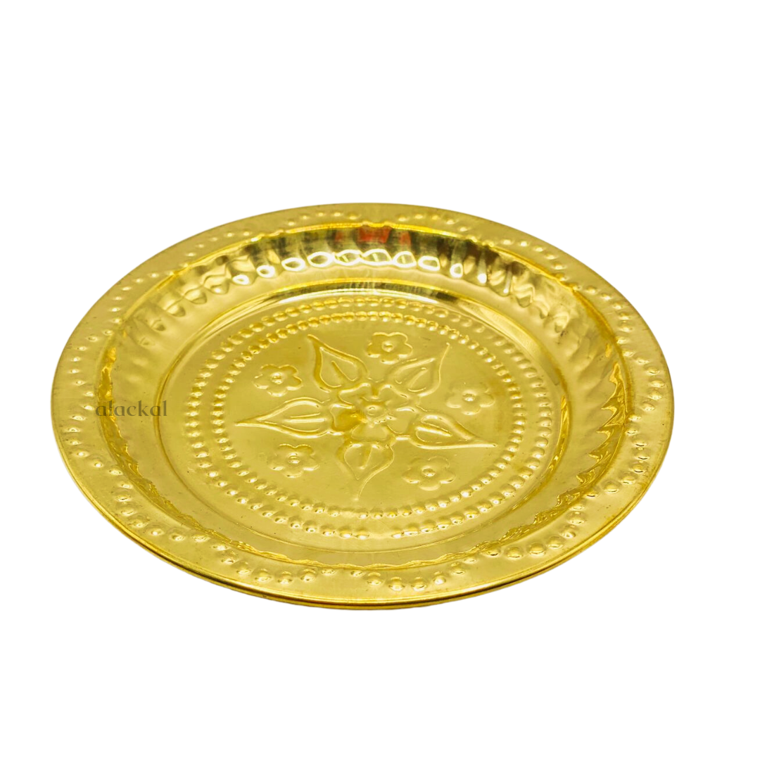 SMALL BRASS DESIGN THALAM / THALIKA / POOJA PLATE