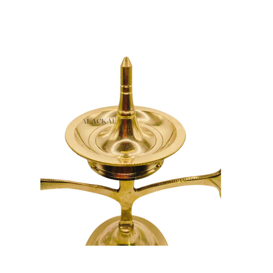 BRASS KAVARAVILAKKU ( LIGHTWEIGHT )