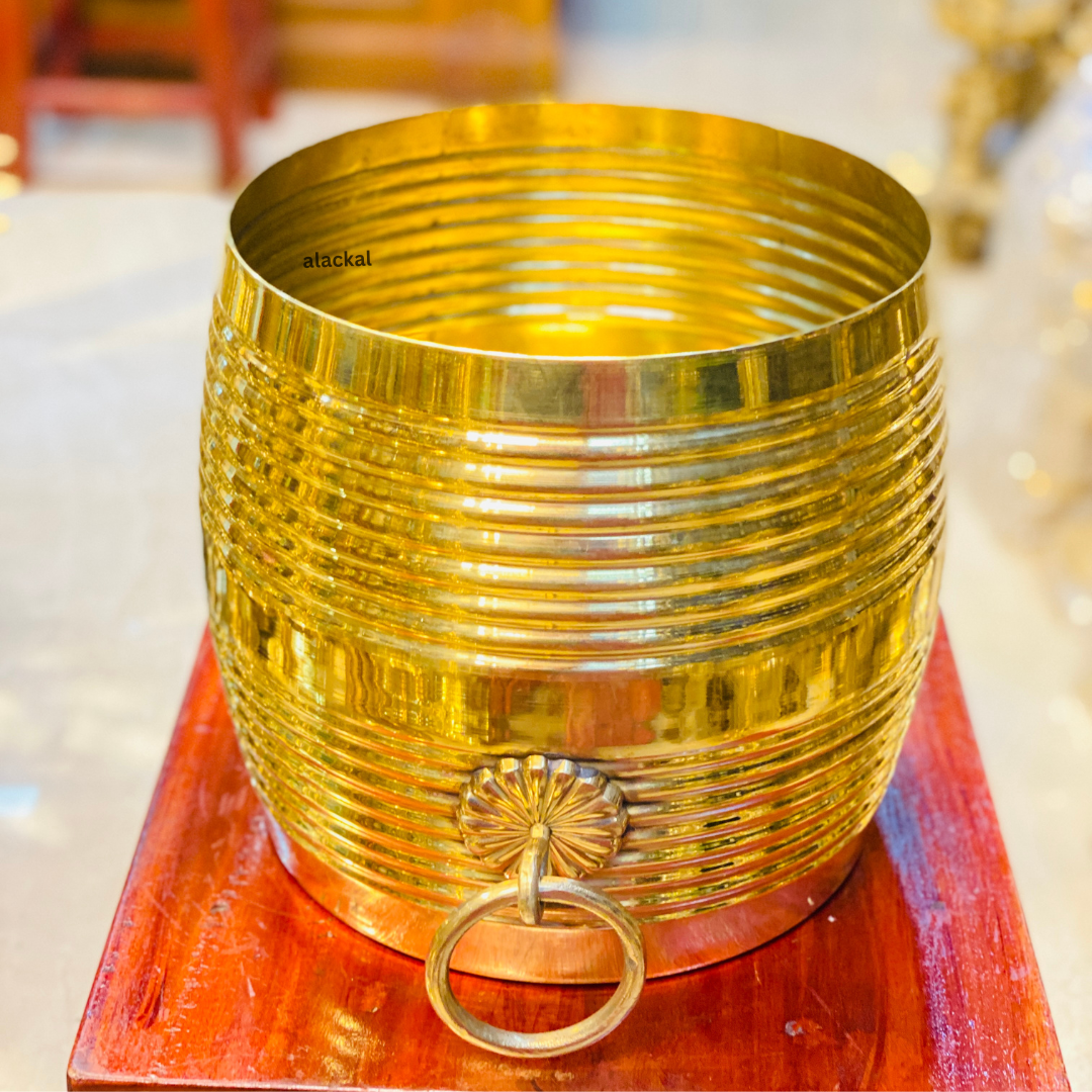 KERALA TRADITIONAL BRASS NIRAPARA ( LIGHTWEIGHT )