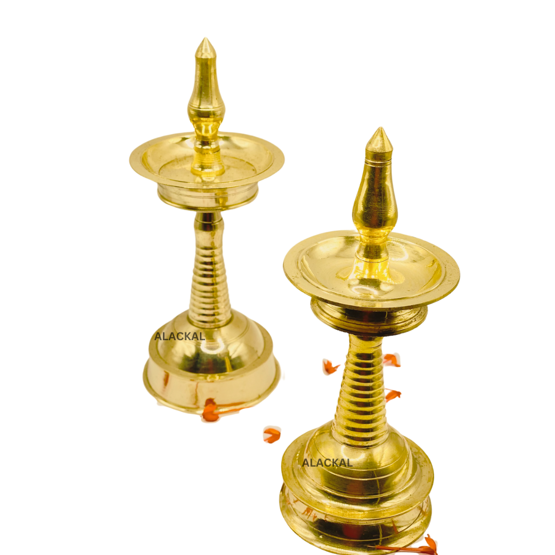 BRASS LIGHTWEIGHT LAMP | OIL LAMP | NILAVILAKKU