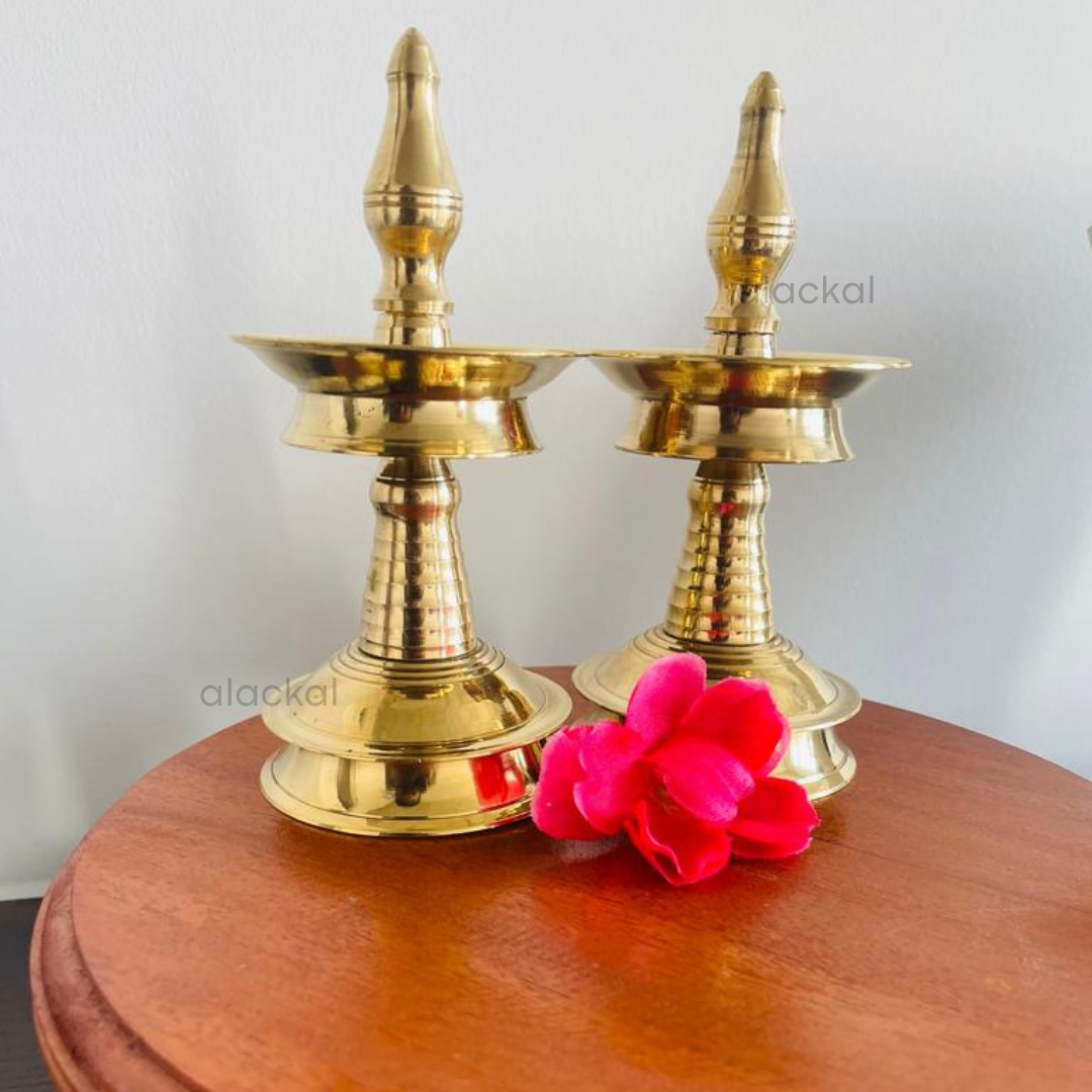 BRASS NILAVILAKKU |  OIL LAMP ( PAIR ) | 5 INCHES