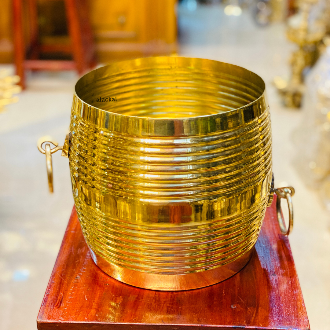 KERALA TRADITIONAL BRASS NIRAPARA ( LIGHTWEIGHT )