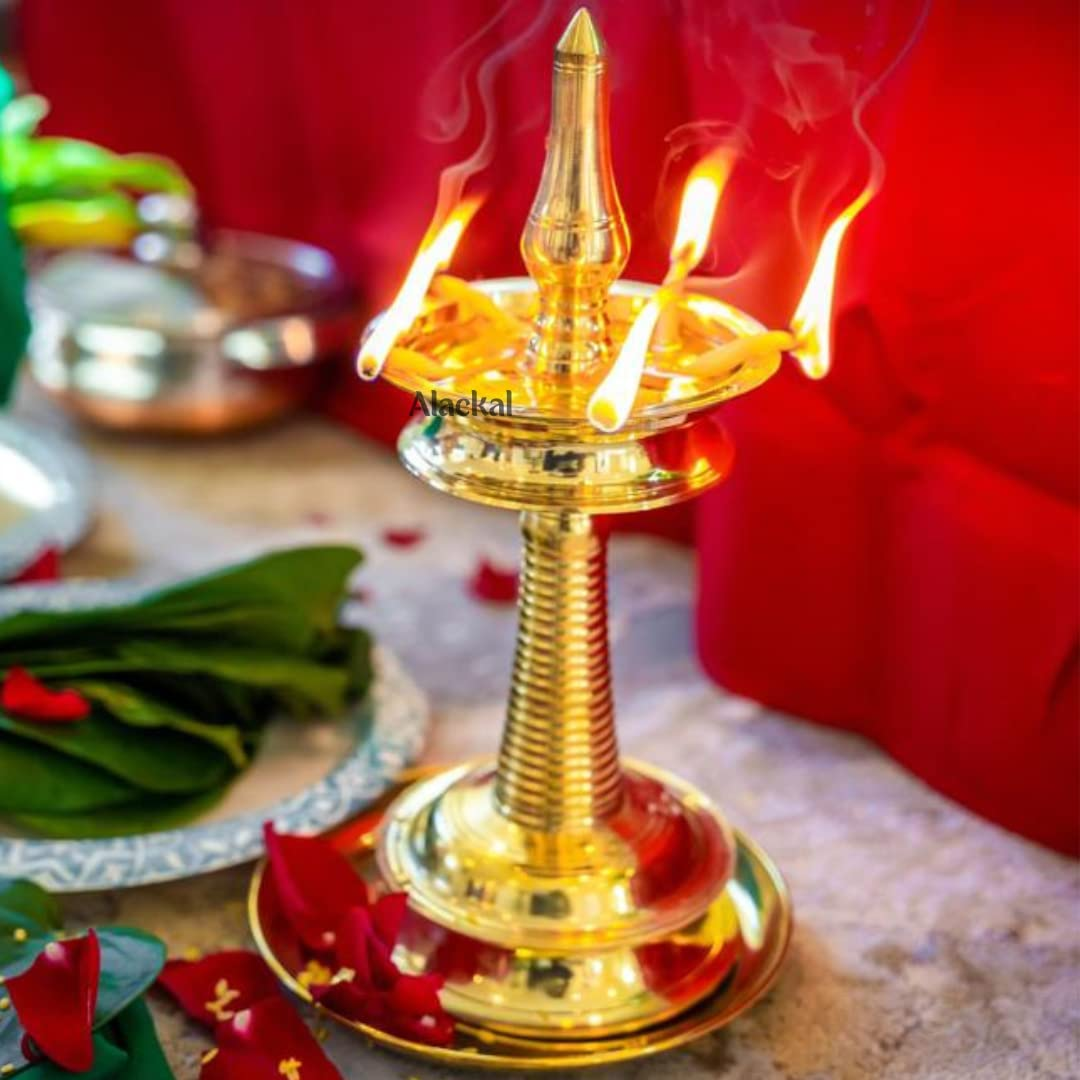 KERALA BRASS NILAVILAKKU | OIL LAMP FOR TEMPLE