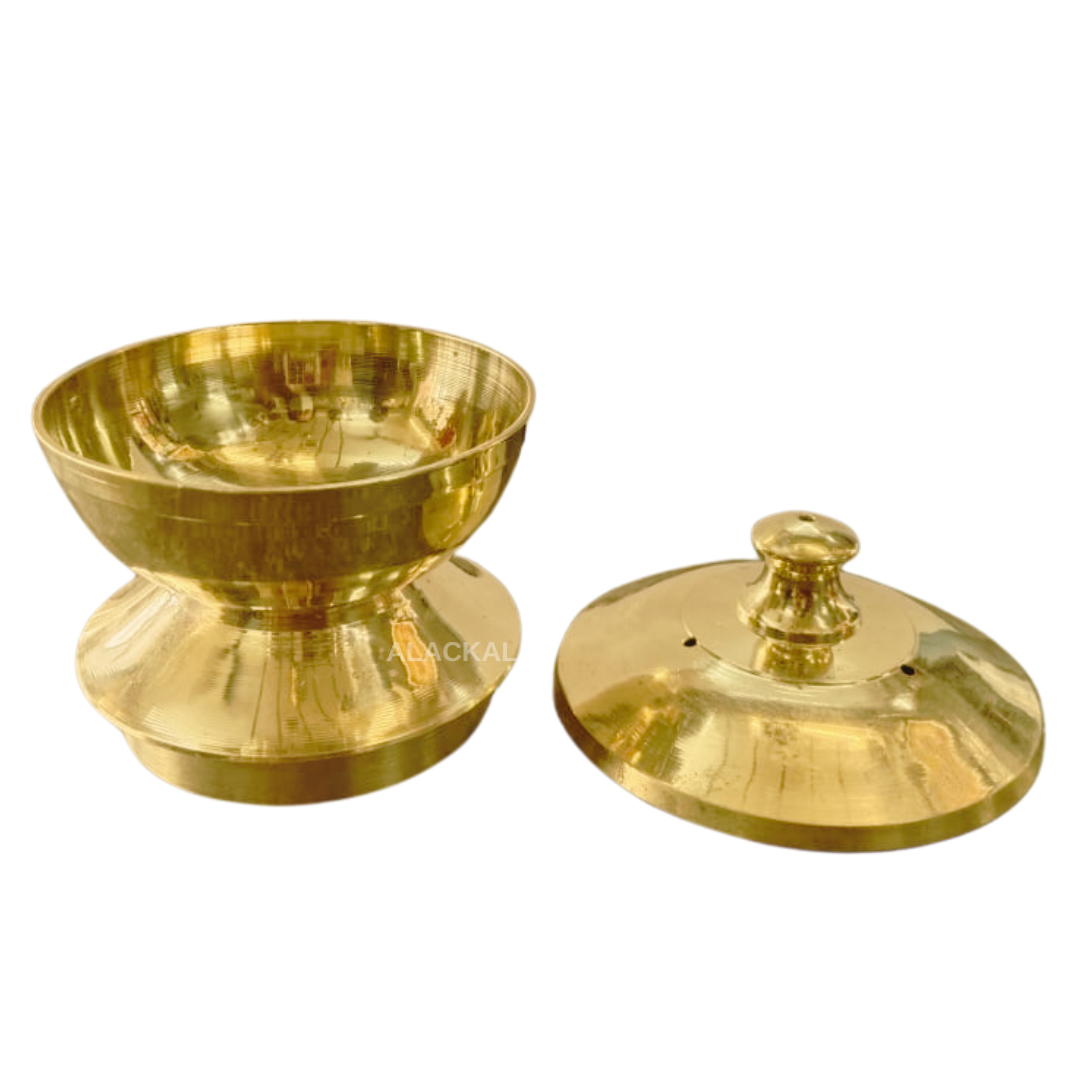 HANDCRAFTED BRONZE CHIRATTAPUTTU MAKER