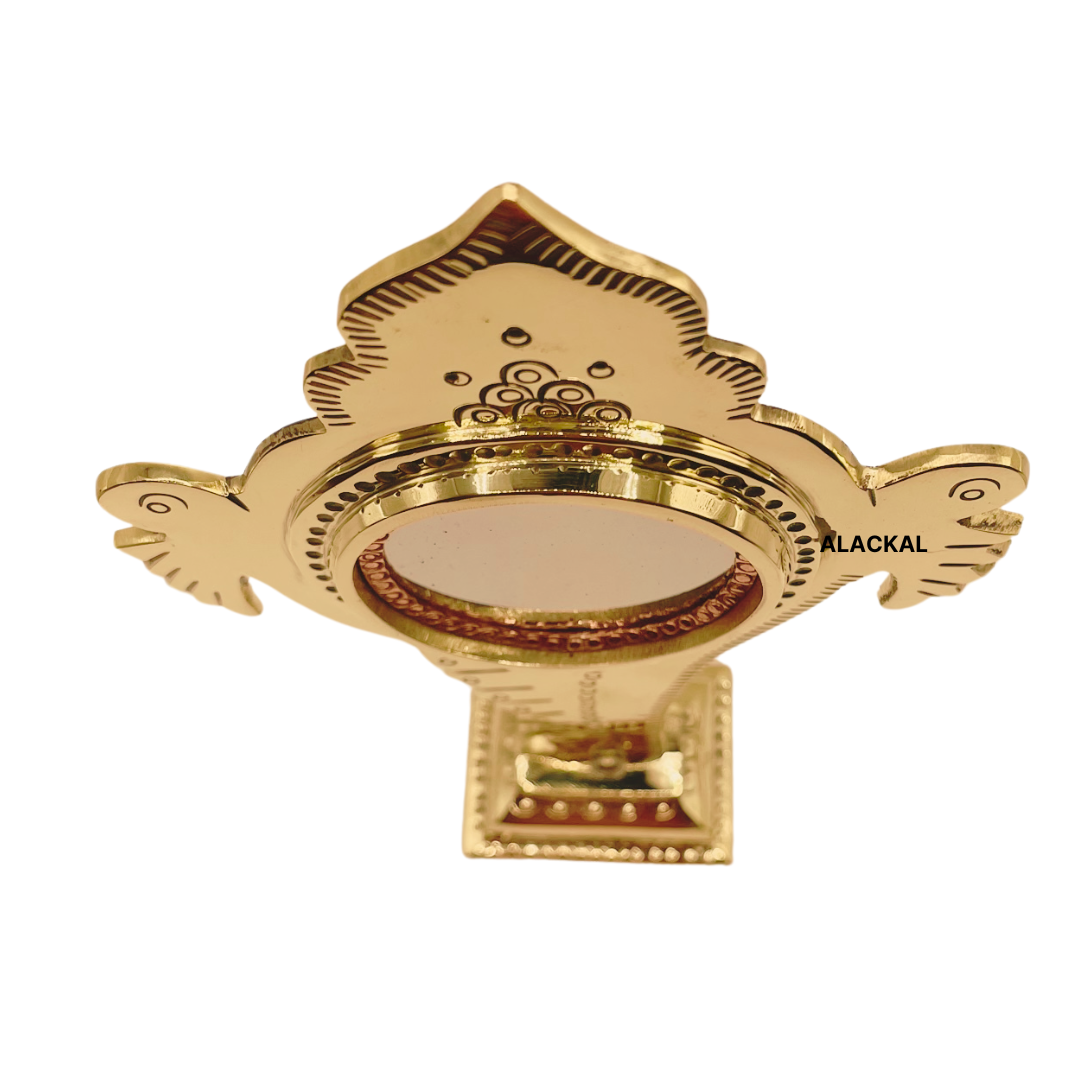 AUTHENTIC SHANKH SHAPE ARANMULA KANNADI WITH STAND | TABLE DECOR