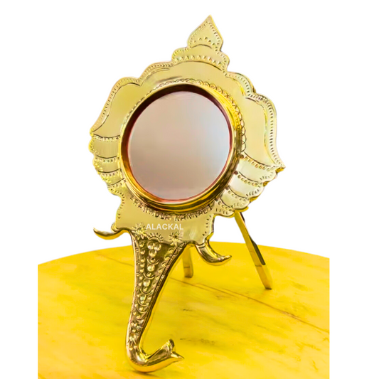 AUTHENTIC ARANMULA KANNADI IN ELEPHANT HEAD SHAPE WITH A BACK STAND